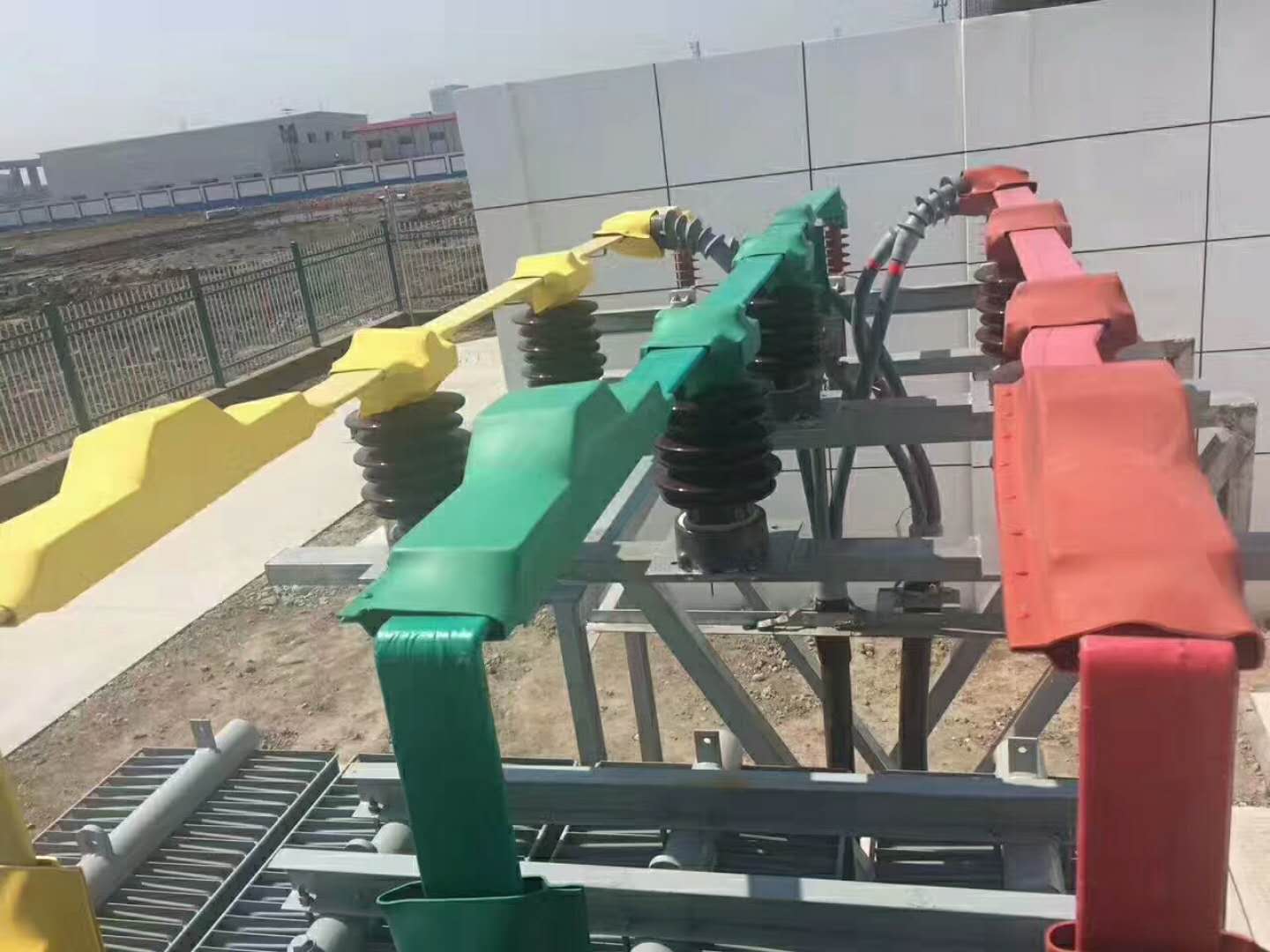 ��վ35kvĸ���׹ܰ��bʹ�ìF��